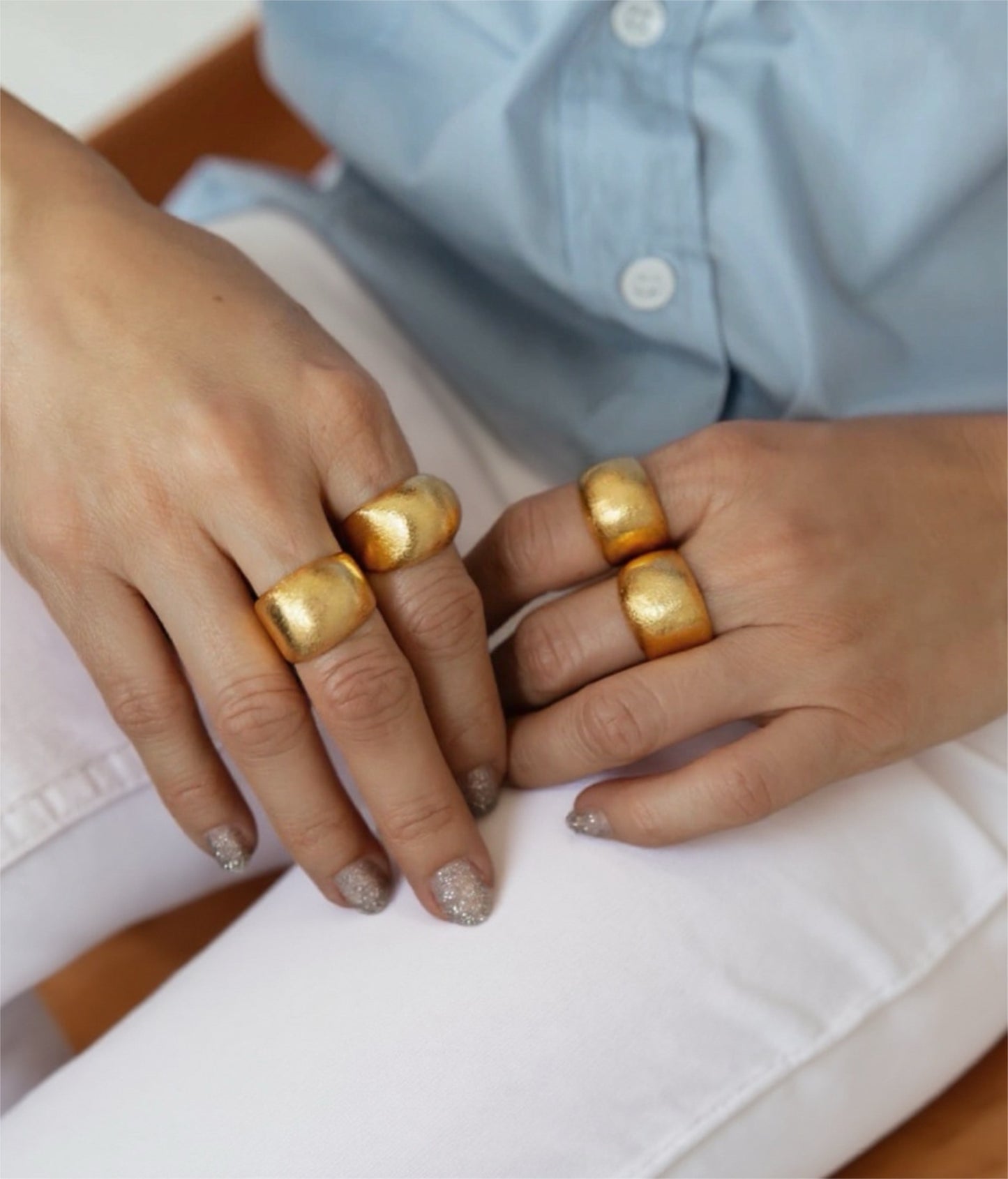 Anillo Lia